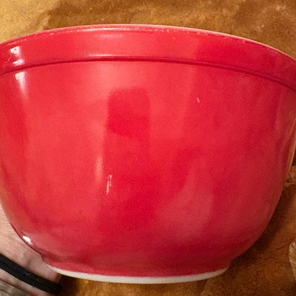 Antique vintage collectible PYREX glass Red Mixing Bowl - Picture 7 of 15